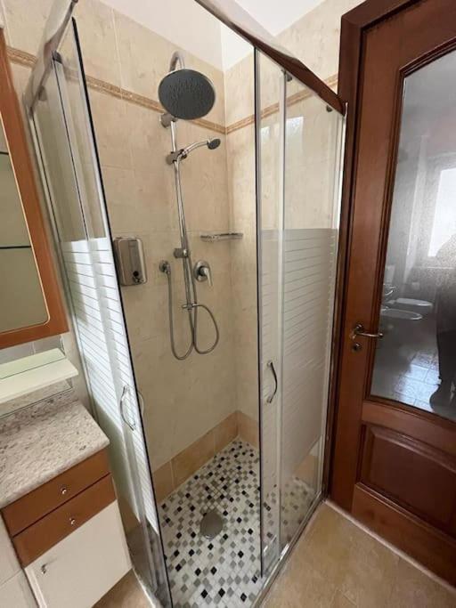 Attico Briccarello -Intero Appartamento- Elegant Suite With Free Wifi Near Inalpi Arena And Sporting Club Torino-Olimpyc Stadium المظهر الخارجي الصورة